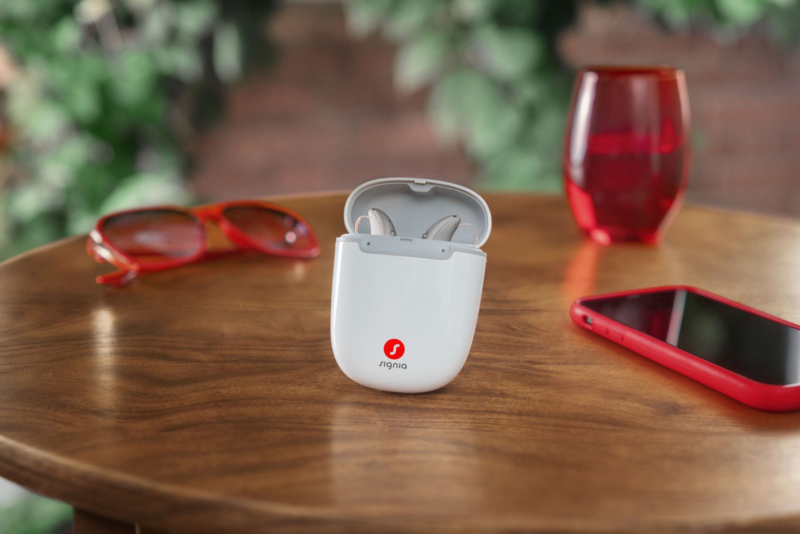 Signia MaX is an AI-assisted hearing aid