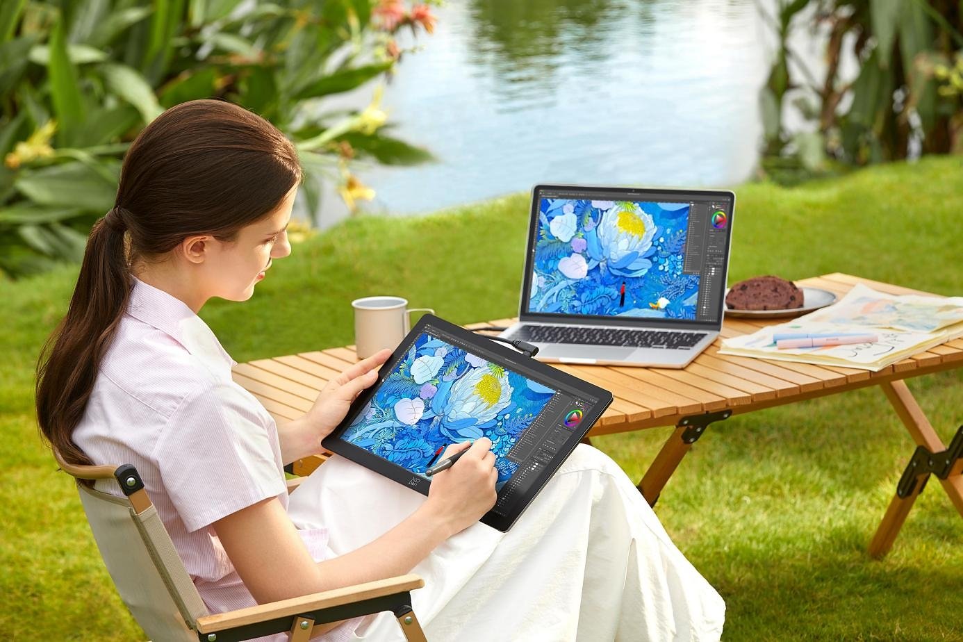 XPPen Artist Ultra 14 portable drawing display