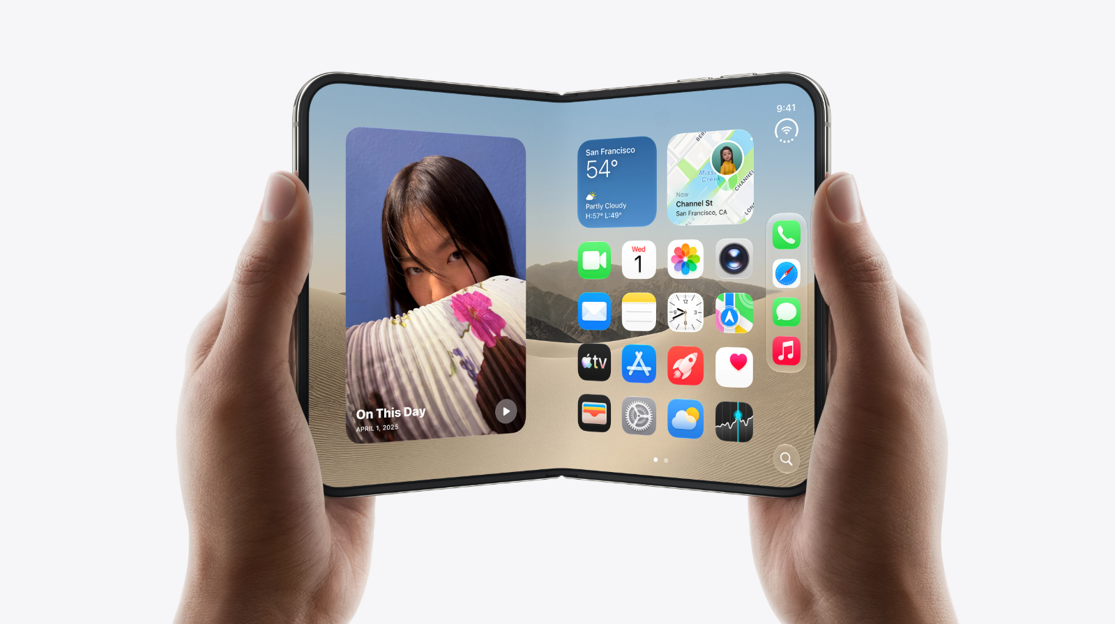 Apple introduces their first foldable smartphone iPhone Duo