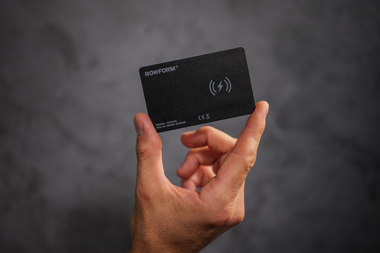 ROKFORM New Signal Card-sized tracker
